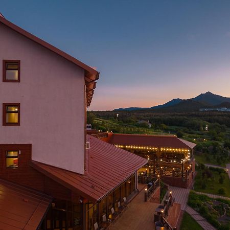 Terrassa Park Hotel โบโรโวเย ภายนอก รูปภาพ