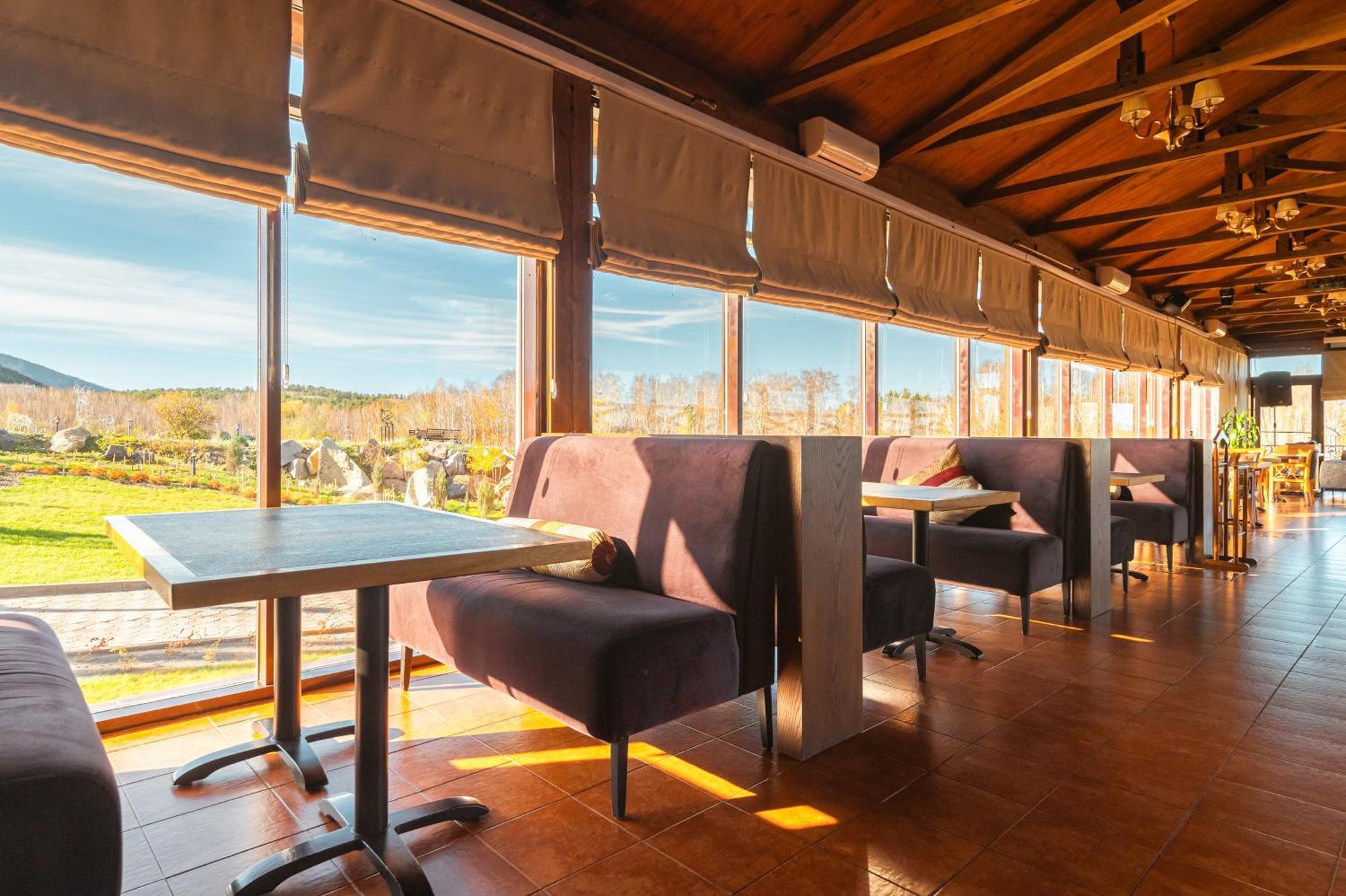 Terrassa Park Hotel โบโรโวเย ภายนอก รูปภาพ
