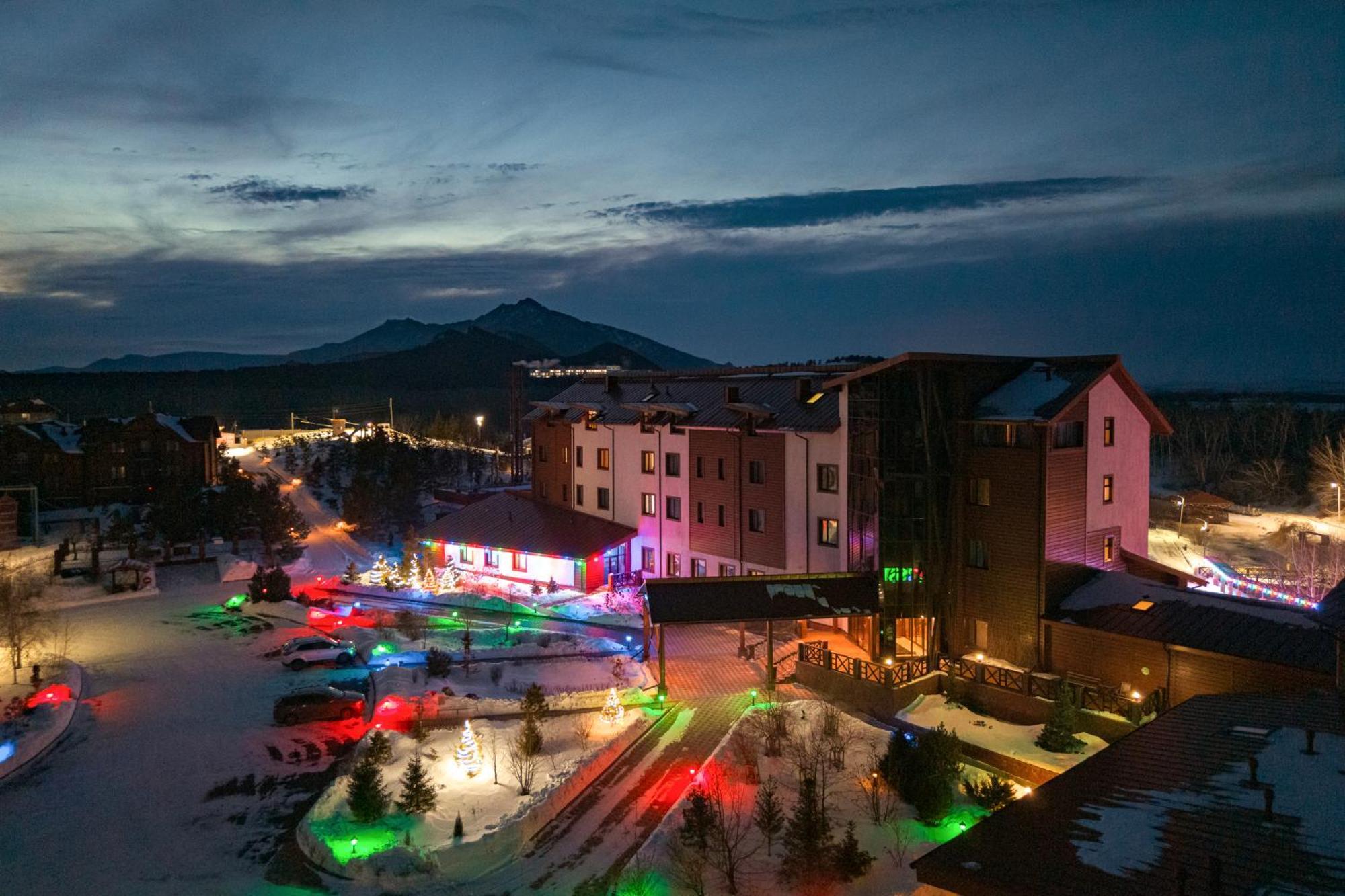 Terrassa Park Hotel โบโรโวเย ภายนอก รูปภาพ